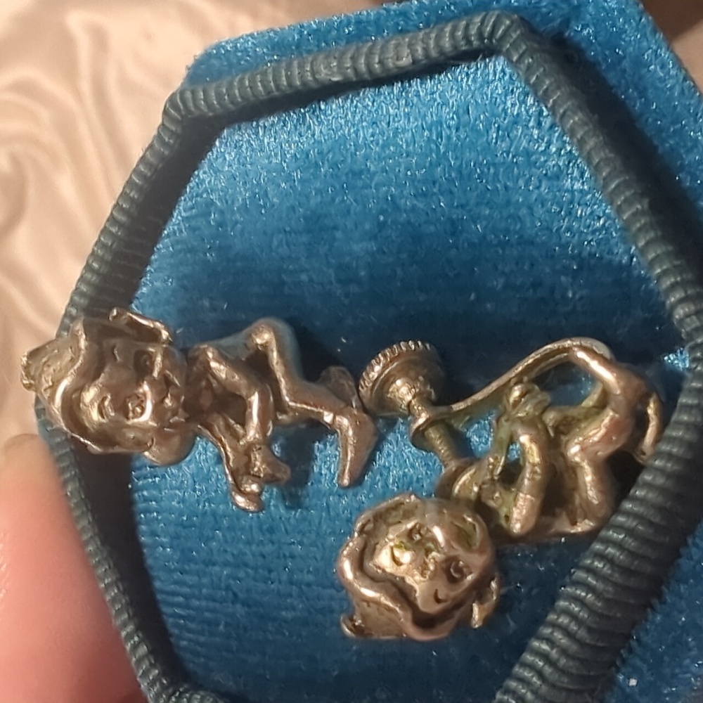 Vintage Silver Pixie Elf Screw Back Earrings - image 3